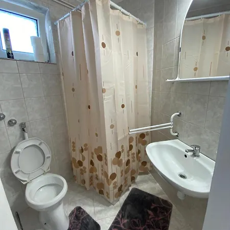 Karmen Apartmanhaz * Hévíz