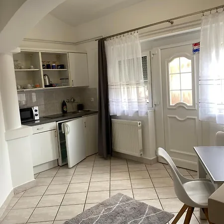 شقة Karmen Apartmanhaz Hévíz